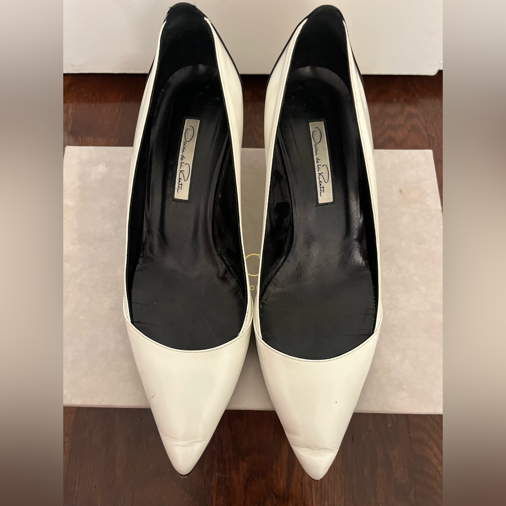 Oscar De La Renta White Heels